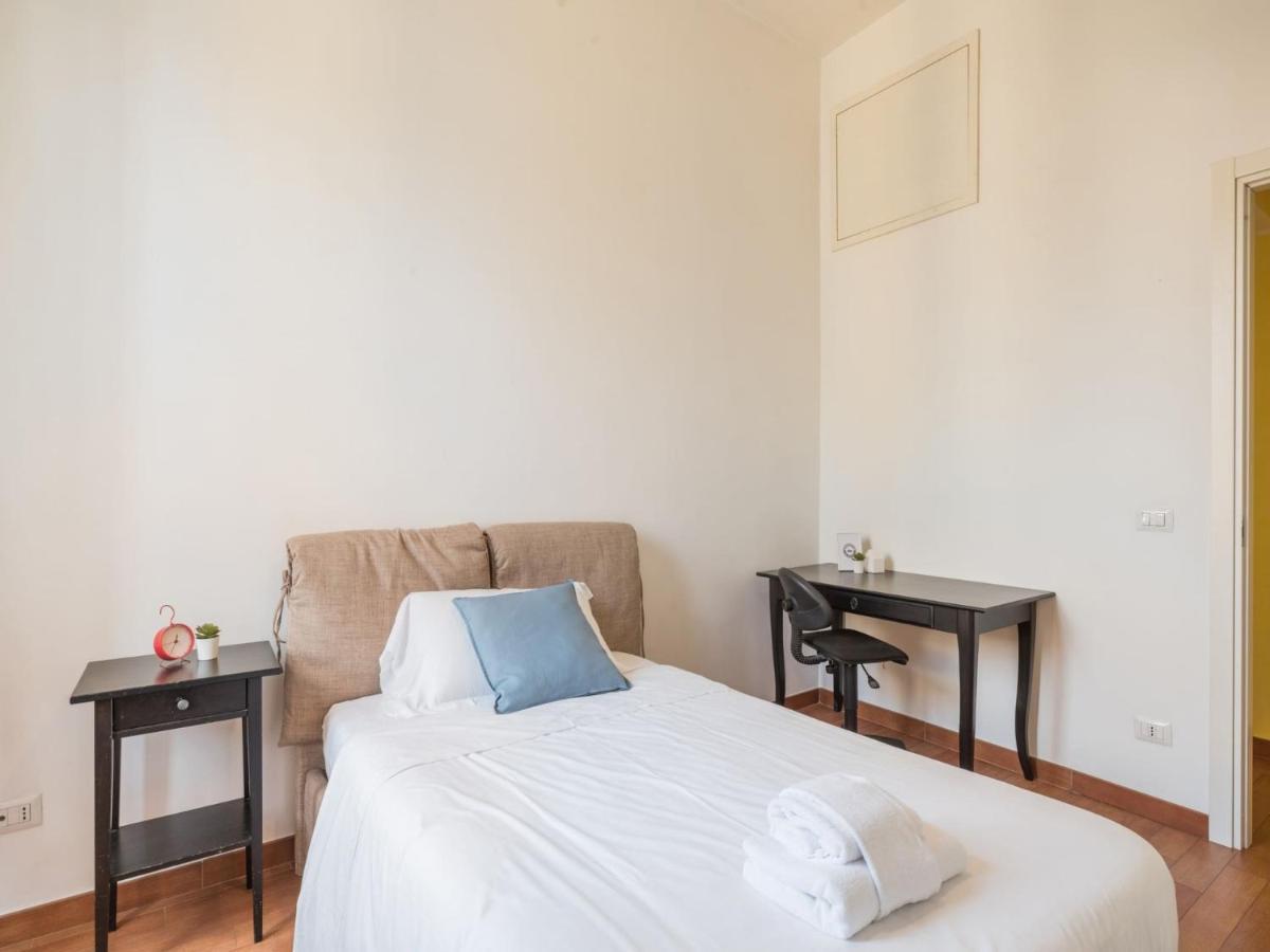 רומא The Best Rent - Colourful Two-Bedroom Apartment Near Termini Station מראה חיצוני תמונה